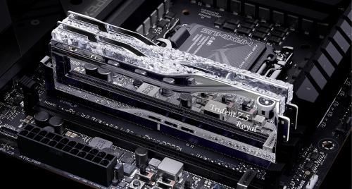 Память 24Gb x 2 (48Gb Kit) DDR5, 7200 MHz, G.Skill Trident Z5 Royal, Silver(F5-7200J3646F24GX2-TR5S) 8712510 фото