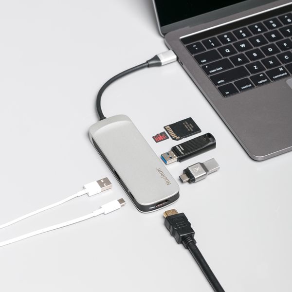 Концентратор USB 3.1 Kingston Nucleum, White, 2xUSB 2.0/2xUSB Type-C/microSD/HDMI (C-HUBC1-SR-EN) 5447220 фото