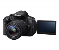 Зеркальный фотоаппарат Canon EOS 700D Black + объектив 18-55 IS STM Официал